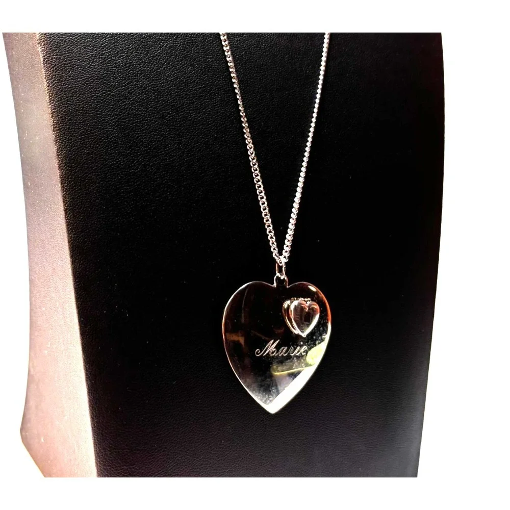 Pendant Necklace Silver Tone‎ Photo Locket on Large Heart Marie